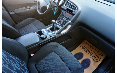 Peugeot 3008 1.6HDi Tecno - автомобили, коли, обяви за нови и употребявани 8