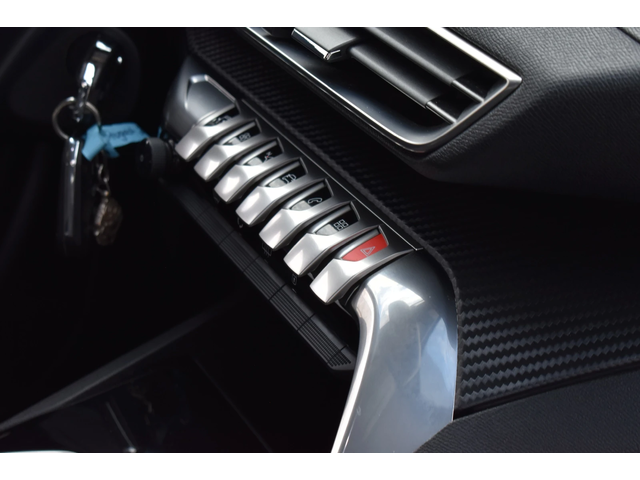 Peugeot 3008 1.2Т Pure-Tech* CAMERA - автомобили, коли, обяви за нови и употребявани 12