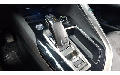 Peugeot 3008 1.5* BlueHDi* Allure* ПОДГРЕВ* КАМЕРА* KEYLESS* - автомобили, коли, обяви за нови и употребявани 10