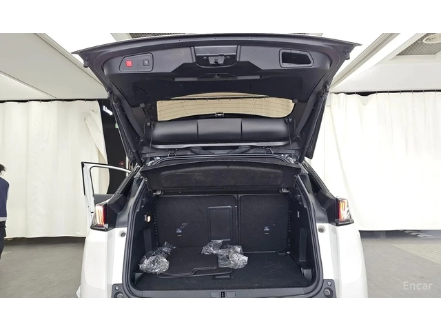 Peugeot 3008 1.5 BlueHDi GT | Distronic | Massage | Ел. седалки - автомобили, коли, обяви за нови и употребявани 15