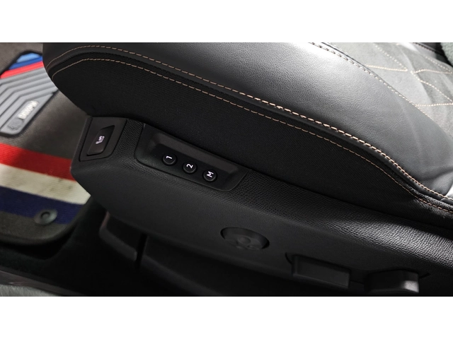 Peugeot 3008 2.0 BlueHDi GT | Distronic | 360  Камера | Масаж - автомобили, коли, обяви за нови и употребявани 12