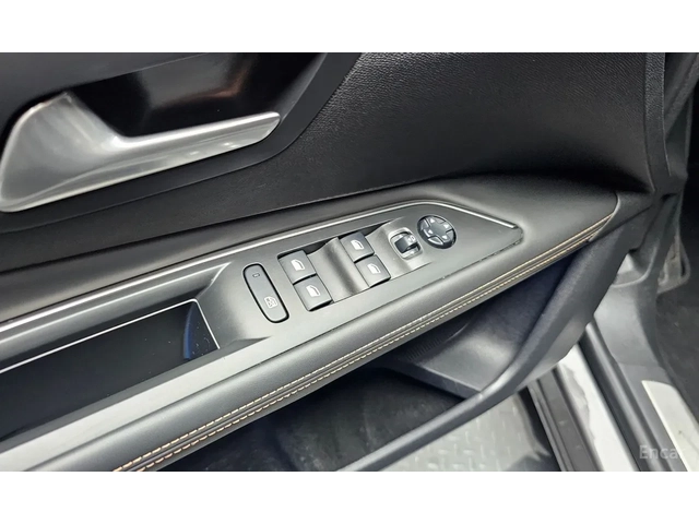 Peugeot 3008 2nd Generation 1.5 BlueHDi - автомобили, коли, обяви за нови и употребявани 14
