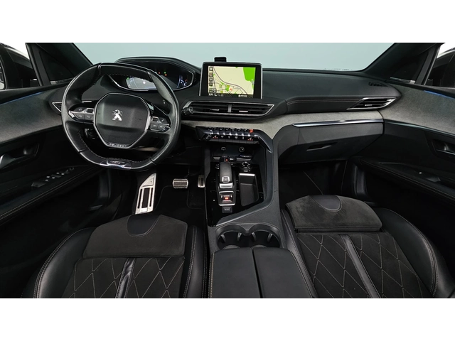 Peugeot 3008 2.0 BlueHDi GT | Адаптивен круиз | Панорама - автомобили, коли, обяви за нови и употребявани 4