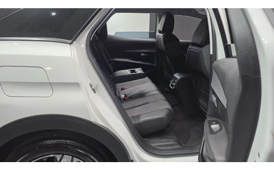 Peugeot 3008 1.6 BlueHDi Allure | Камера | LED | Парктроник - автомобили, коли, обяви за нови и употребявани 14