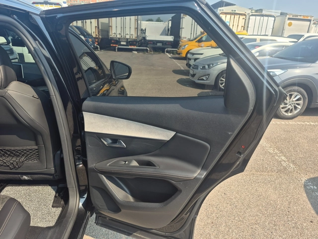 Peugeot 3008 2.0 BlueHDi GT | 360  Камера | Масаж | Панорама - автомобили, коли, обяви за нови и употребявани 13