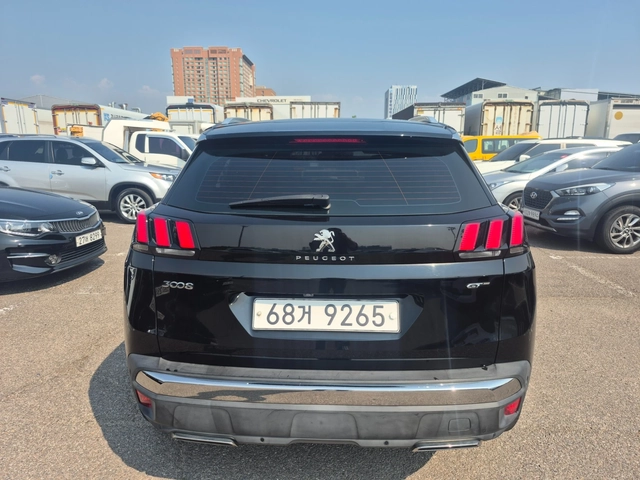 Peugeot 3008 2.0 BlueHDi GT | 360  Камера | Масаж | Панорама - автомобили, коли, обяви за нови и употребявани 1