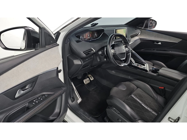 Peugeot 3008 2.0 BlueHDi GT | Адаптивен круиз | Панорама - автомобили, коли, обяви за нови и употребявани 13