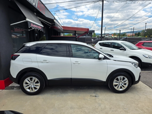 Peugeot 3008 1.2I-131к.с EURO 6b-НАВИГАЦИЯ-ШВЕЙЦАРИЯ - автомобили, коли, обяви за нови и употребявани 4
