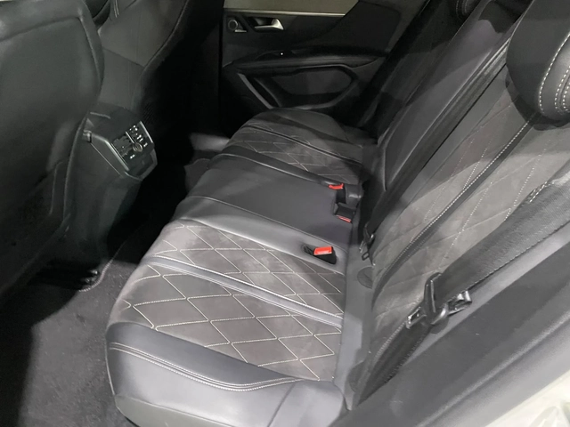 Peugeot 3008 2.0 BlueHDi ! GT Line ! - автомобили, коли, обяви за нови и употребявани 10