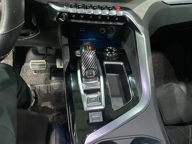 Peugeot 3008 2.0 BlueHDi ! GT Line ! - автомобили, коли, обяви за нови и употребявани 15