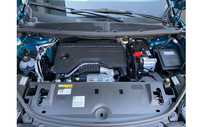 Peugeot 3008 GT 1.2 PureTech 145 HYBRID 48V e-DCS6 EURO 6.4 - автомобили, коли, обяви за нови и употребявани 13