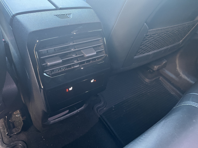 Peugeot 3008 GT - автомобили, коли, обяви за нови и употребявани 10