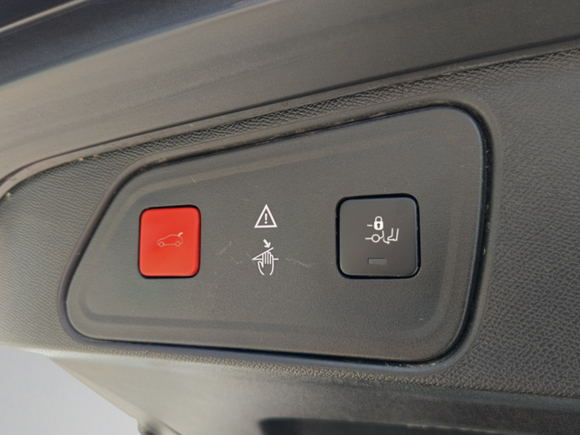 Peugeot 3008 GT - автомобили, коли, обяви за нови и употребявани 16