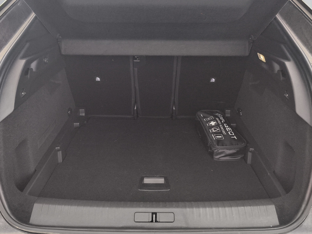 Peugeot 3008 GT Electric 157 кВ 210 к.с. - автомобили, коли, обяви за нови и употребявани 13