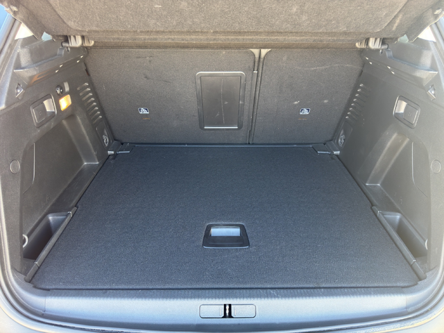 Peugeot 3008 NEW ALLURE 1.5 BlueHDi 130 EAT8 EURO 6 - автомобили, коли, обяви за нови и употребявани 8