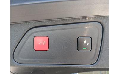 Peugeot 3008 NEW ALLURE 1.5 BlueHDi - автомобили, коли, обяви за нови и употребявани 17