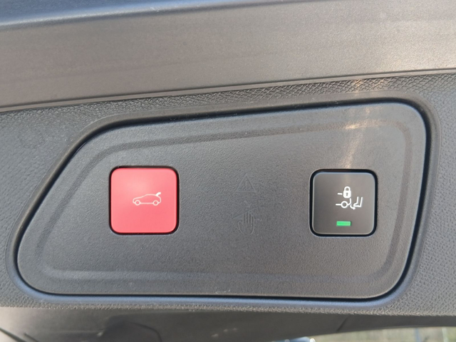 Peugeot 3008 NEW ALLURE 1.5 BlueHDi - автомобили, коли, обяви за нови и употребявани 17