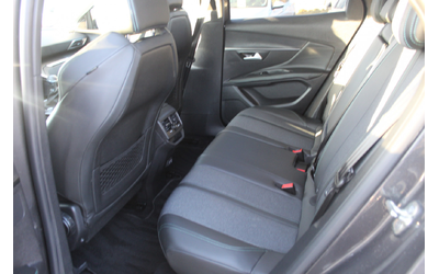 peugeot-3008-new-line-up-allure-1-2-puretech-130-s-s-bvm6-euro-6 - 5