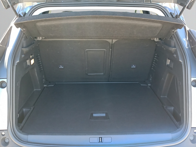 Peugeot 3008 New Line Up ALLURE 1.5 BlueHDi 130 S&S EAT8 EURO 6 - автомобили, коли, обяви за нови и употребявани 11