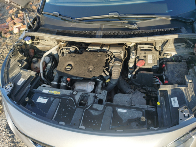 Peugeot 3008 С регистрация Allure  1,5BlueHdi,131кс - автомобили, коли, обяви за нови и употребявани 17