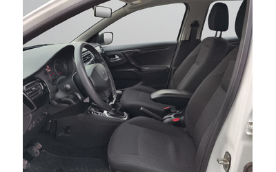 Peugeot 301 NEW ALLURE 1,5 BlueHDi 102 BVM6 EURO 6 - автомобили, коли, обяви за нови и употребявани 8