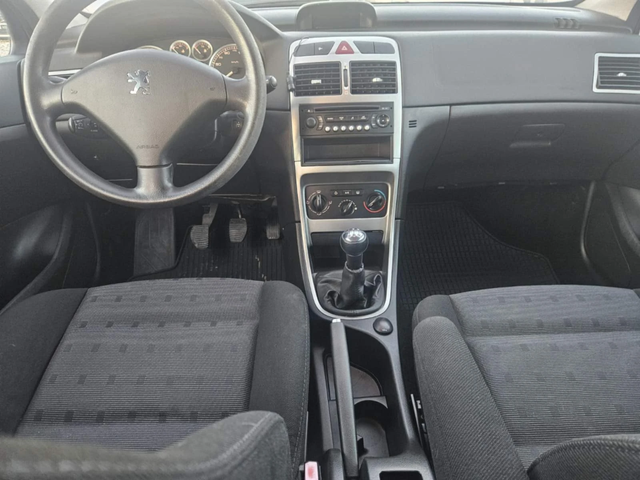Peugeot 307 1.6HDI - автомобили, коли, обяви за нови и употребявани 11