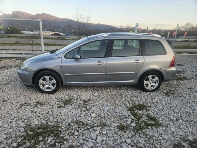 Peugeot 307 1.6HDI - автомобили, коли, обяви за нови и употребявани 1