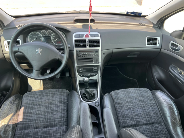 Peugeot 307 1.6i - автомобили, коли, обяви за нови и употребявани 8