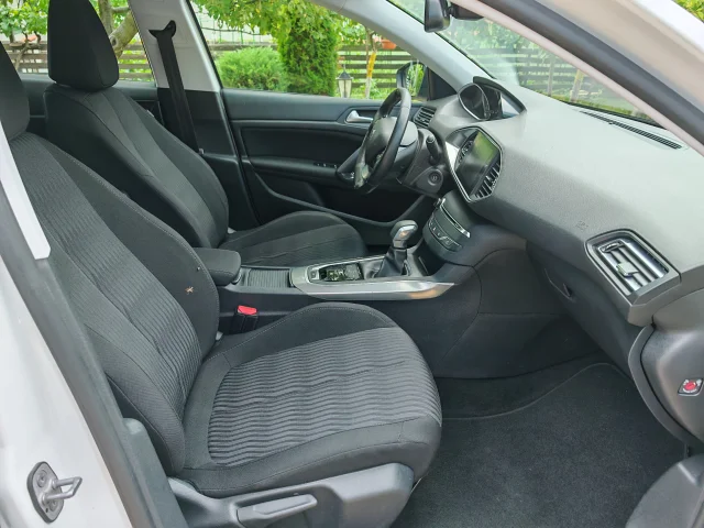 Peugeot 308 2.0 e-HDI (150 кс) Automatic - автомобили, коли, обяви за нови и употребявани 8