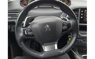 Peugeot 308 - автомобили, коли, обяви за нови и употребявани 10