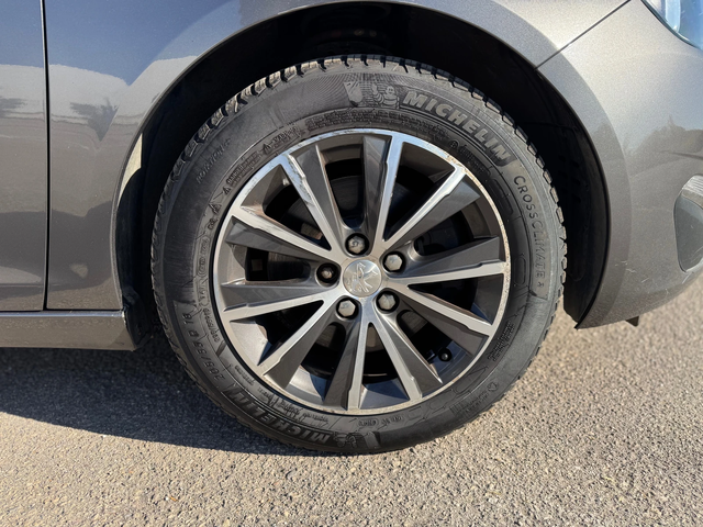 Peugeot 308 2.0e-HDI-NAVI-EURO6-6ск - автомобили, коли, обяви за нови и употребявани 3