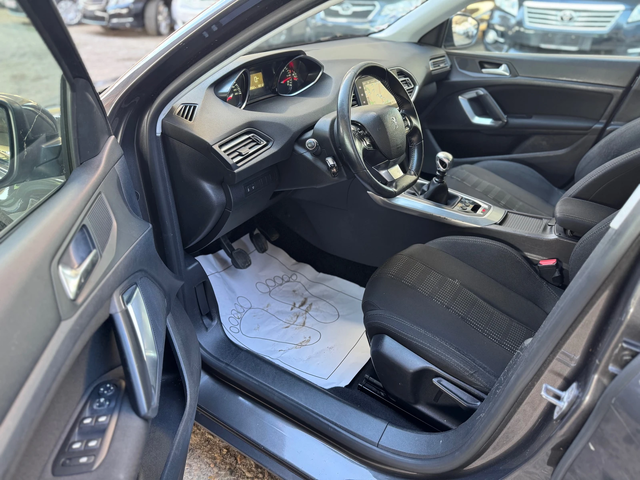 Peugeot 308 2.0e-HDI-NAVI-EURO6-6ск - автомобили, коли, обяви за нови и употребявани 8