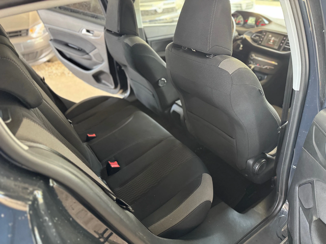 Peugeot 308 1.6eHDI-AUTOMAT-NAVI-камера - автомобили, коли, обяви за нови и употребявани 12