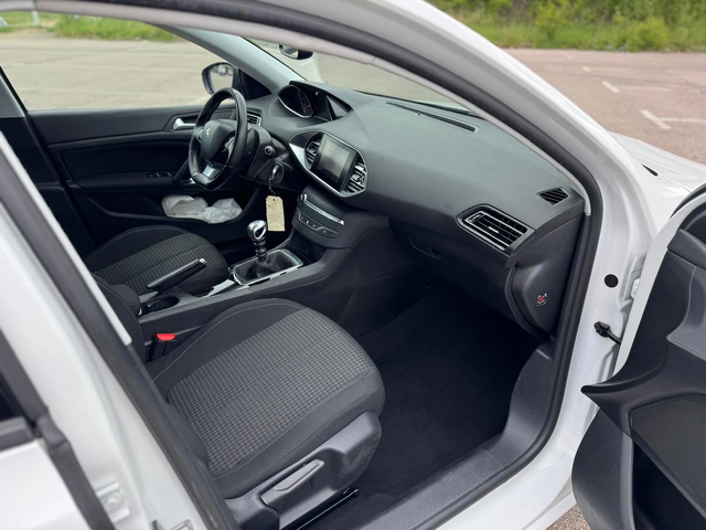 Peugeot 308 1.5HDI-NAVI-6ск-100-2019-EURO6 - автомобили, коли, обяви за нови и употребявани 12