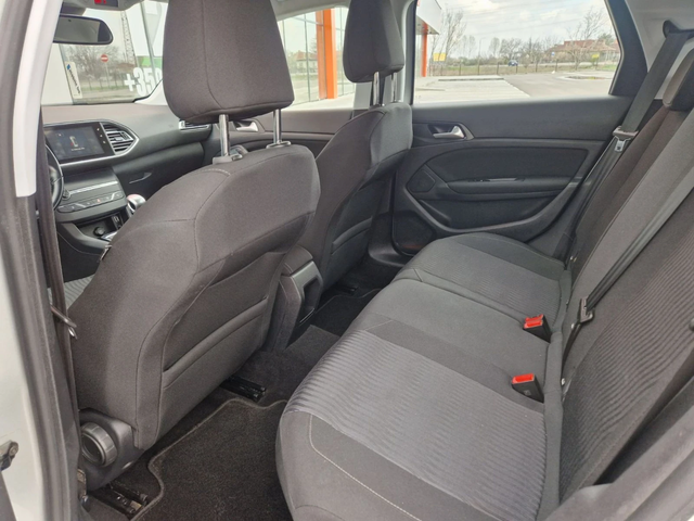Peugeot 308 1.6 / 116 к.с. - автомобили, коли, обяви за нови и употребявани 8