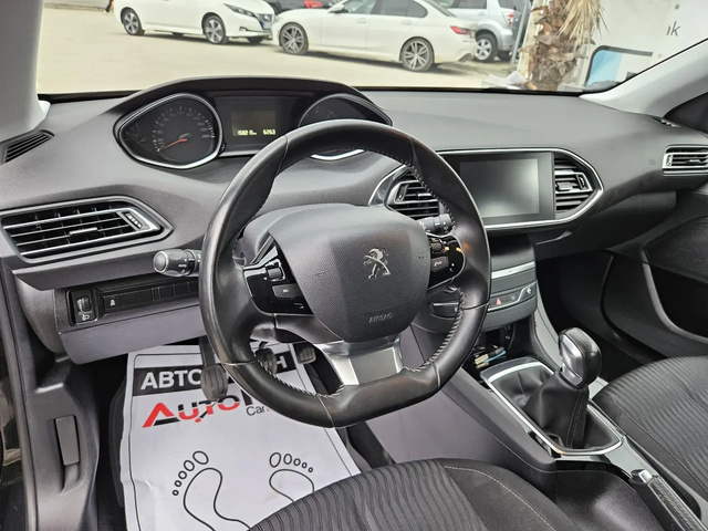 Peugeot 308 1.6HDI-92кс= * ACTIVE* = АВТОПИЛОТ= ПАРКТРОНИК - автомобили, коли, обяви за нови и употребявани 7