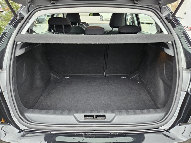 Peugeot 308 1.6HDI-92кс= * ACTIVE* = АВТОПИЛОТ= ПАРКТРОНИК - автомобили, коли, обяви за нови и употребявани 9