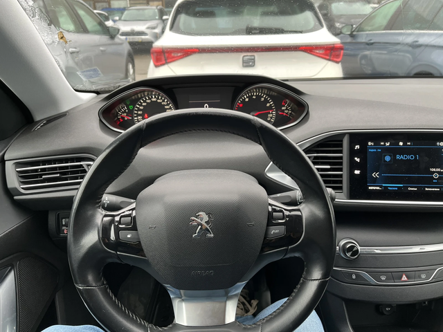 Peugeot 308 1.2 PureTech 130 BVM6 - автомобили, коли, обяви за нови и употребявани 13