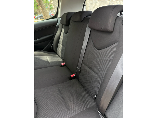 Peugeot 308 1.6 DIESEL AUSTRIA - автомобили, коли, обяви за нови и употребявани 11