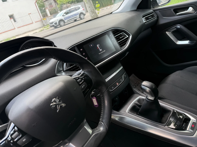 Peugeot 308 1.6 DIESEL AUSTRIA - автомобили, коли, обяви за нови и употребявани 9