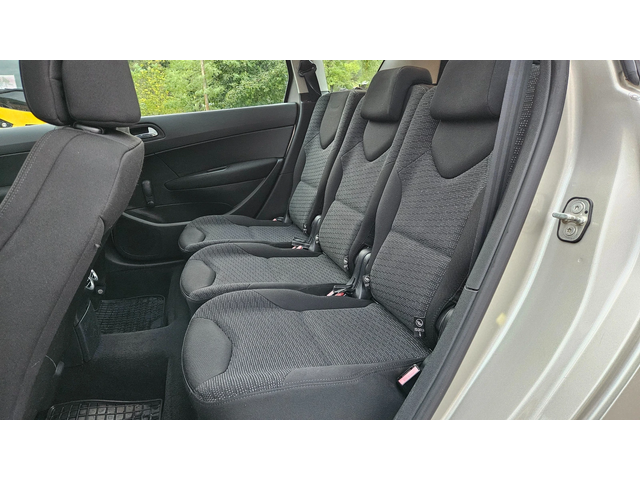 Peugeot 308 1.6 Klimatronik/Benzin - автомобили, коли, обяви за нови и употребявани 12