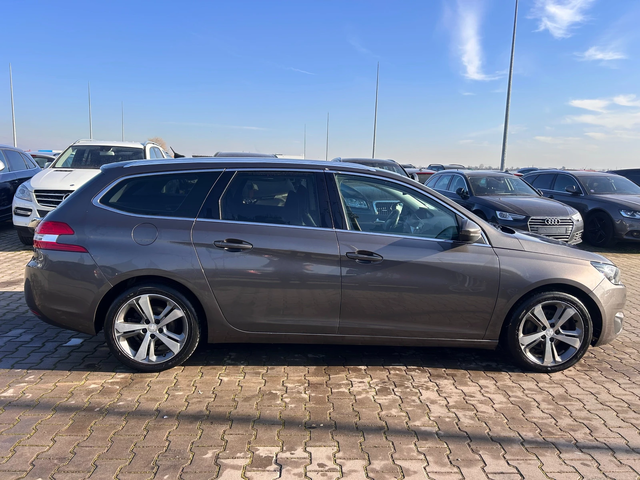 Peugeot 308 2.0HDI Allure AVTOMAT/NAVI/KOJA/PANORAMA/KAMERA - автомобили, коли, обяви за нови и употребявани 4