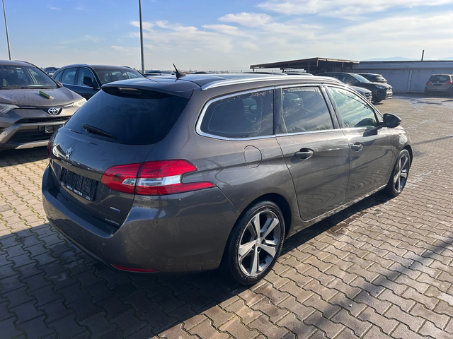 Peugeot 308 2.0HDI Allure AVTOMAT/NAVI/KOJA/PANORAMA/KAMERA - автомобили, коли, обяви за нови и употребявани 5