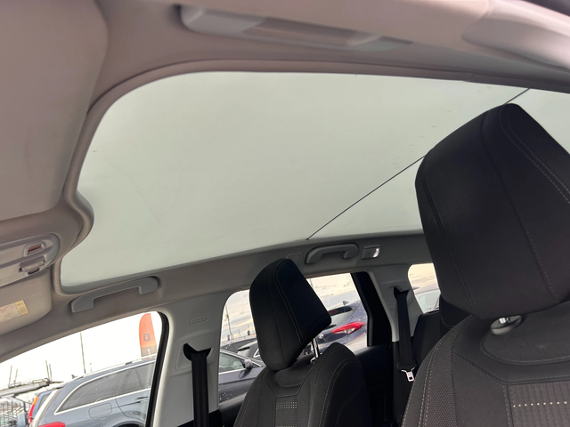 Peugeot 308 1.6HDI NAVI/KAMERA/PANORAMA EURO 6 - автомобили, коли, обяви за нови и употребявани 10