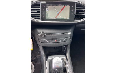 Peugeot 308 1.6HDI NAVI/KAMERA/PANORAMA EURO 6 - автомобили, коли, обяви за нови и употребявани 12