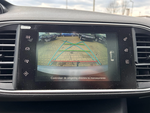 Peugeot 308 1.6HDI NAVI/KAMERA/PANORAMA EURO 6 - автомобили, коли, обяви за нови и употребявани 13