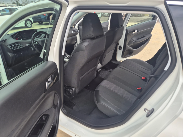 Peugeot 308 НОВА ALLURE 1.5 HDi А/Т 130кс - автомобили, коли, обяви за нови и употребявани 11