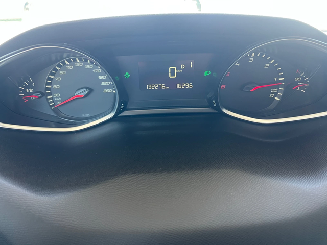 Peugeot 308 1.6HDI Euro 6B - автомобили, коли, обяви за нови и употребявани 12