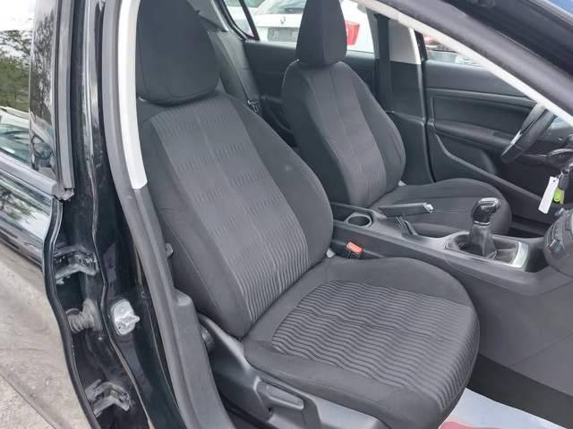 Peugeot 308 1.6HDI - автомобили, коли, обяви за нови и употребявани 10