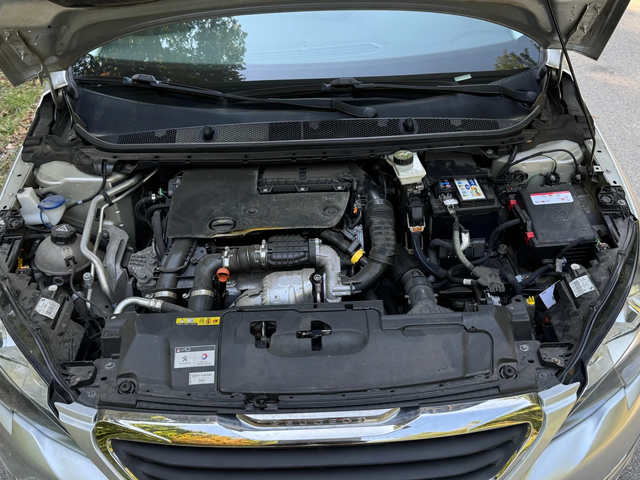 Peugeot 308 1.6HDI / 93кс - автомобили, коли, обяви за нови и употребявани 12